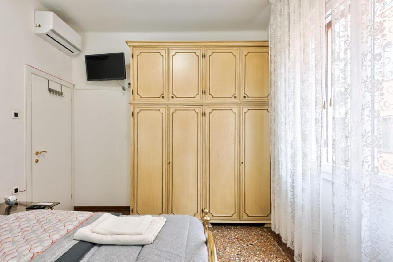 City Living Guest House Venice Mestre Exterior foto