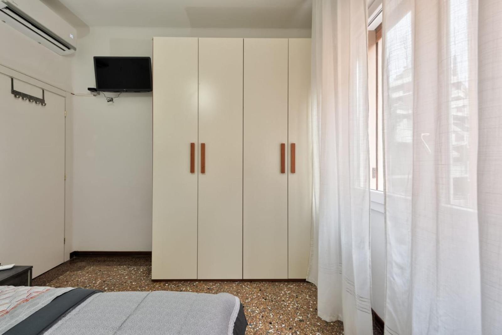 City Living Guest House Venice Mestre Exterior foto